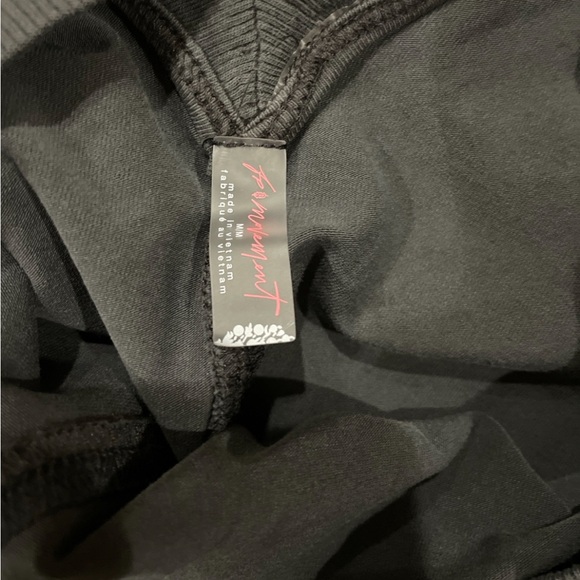 Free People Hot Shot Romper NWT - Picture 5 of 9